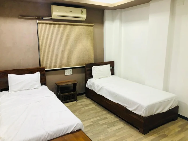 PG near Shivranjani Ahmedabad